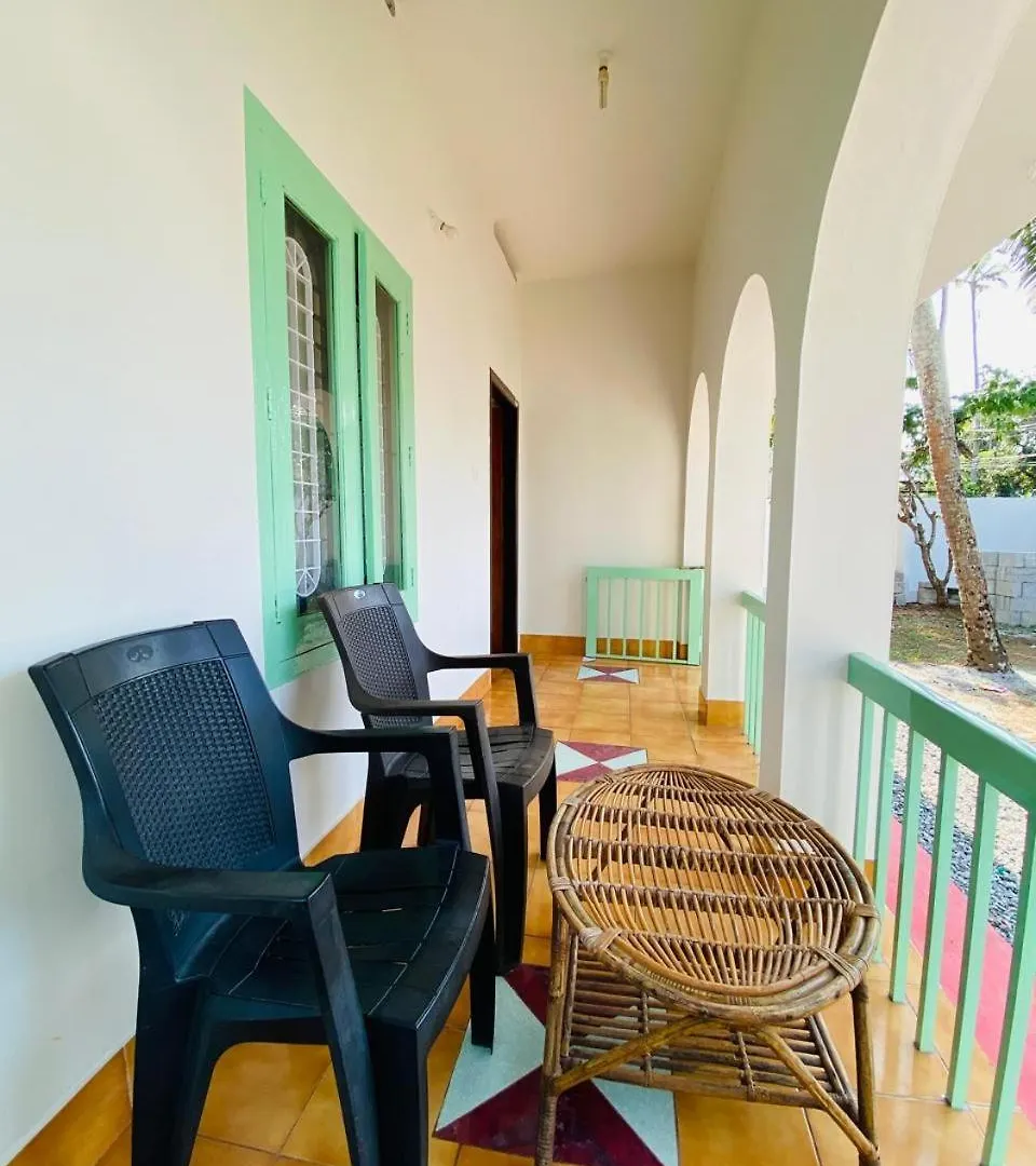 Aquaterra Comfy Stay Varkala Beach 0*,